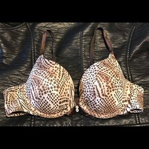 Vintage lily of France padded push-up bra 34A Animal Print